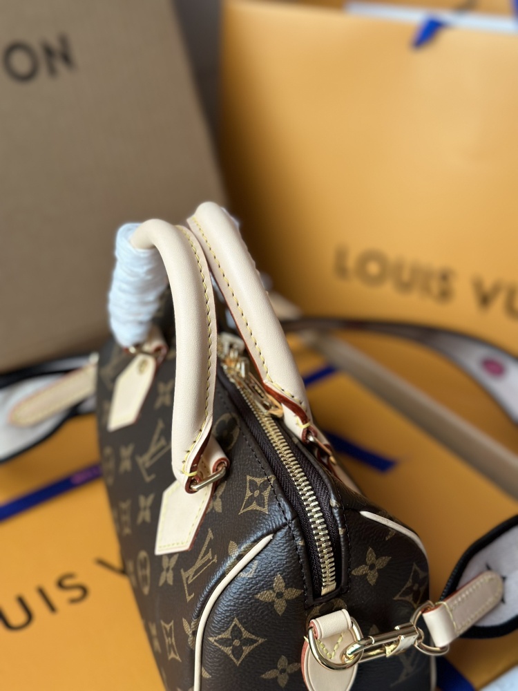 Louis Vuitton Speedy Bandoulière 20