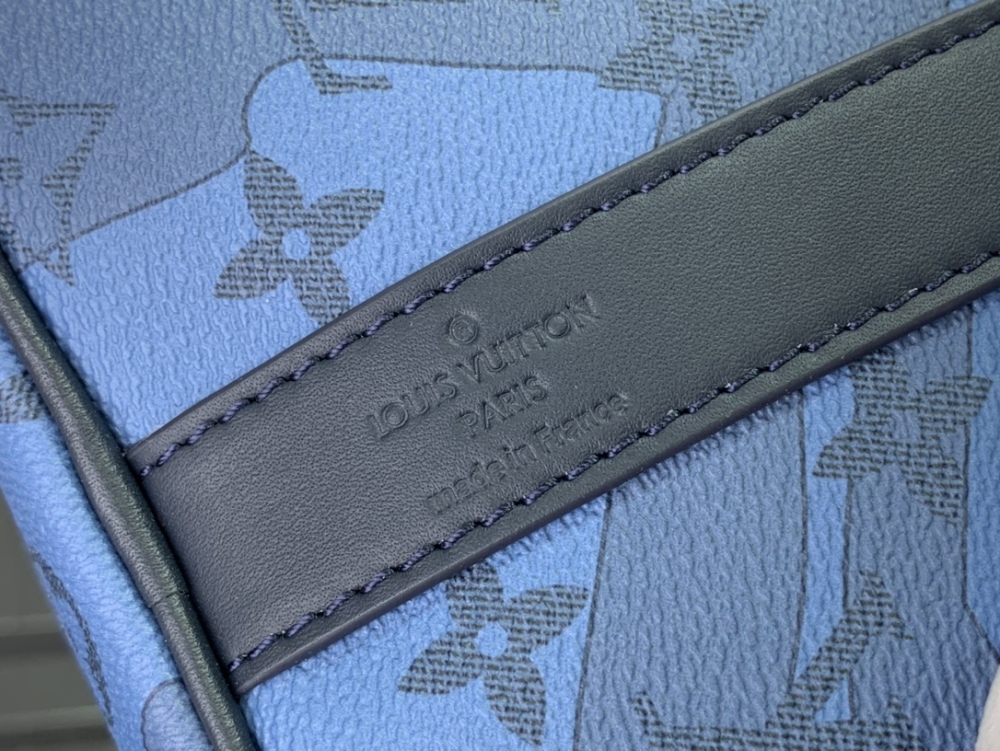 Louis Vuitton Keepall Bandoulière 35