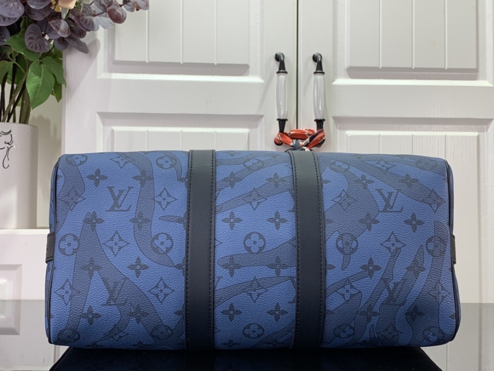 Louis Vuitton Keepall Bandoulière 35