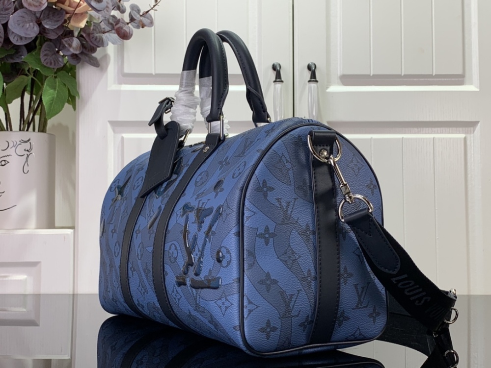 Louis Vuitton Keepall Bandoulière 35