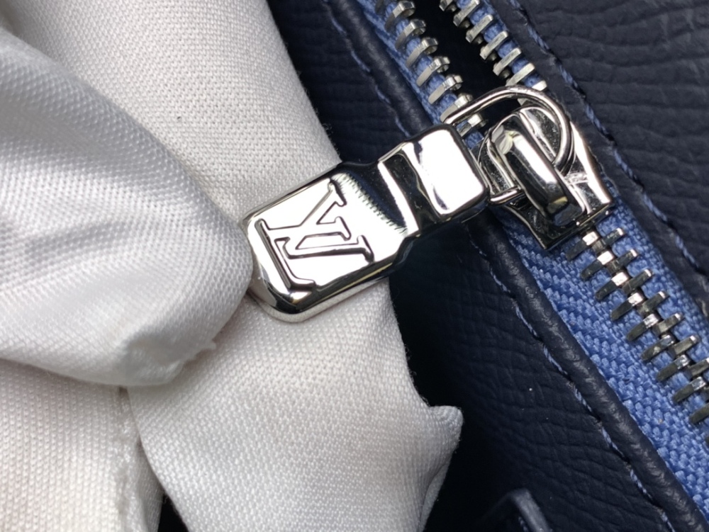 Louis Vuitton Dopp Kit Toilet Bag