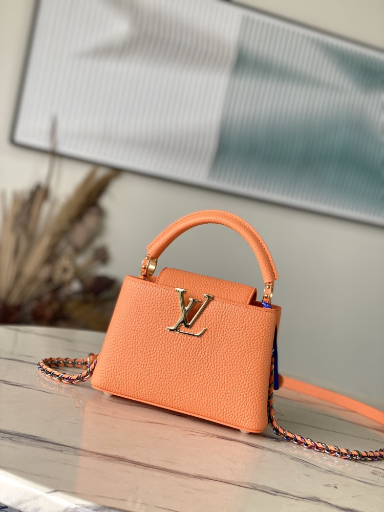 Capucines Mini Handbag