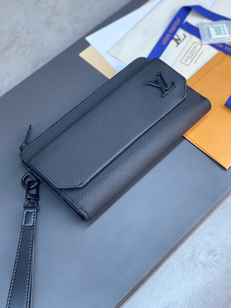 LV Aerogram