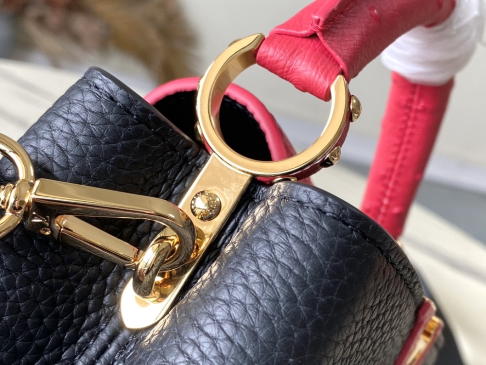 Capucines Mini Handbag