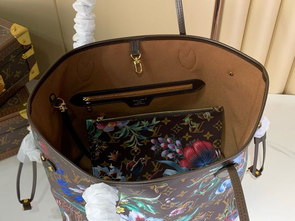 Neverfull MM Medium Tote Bag