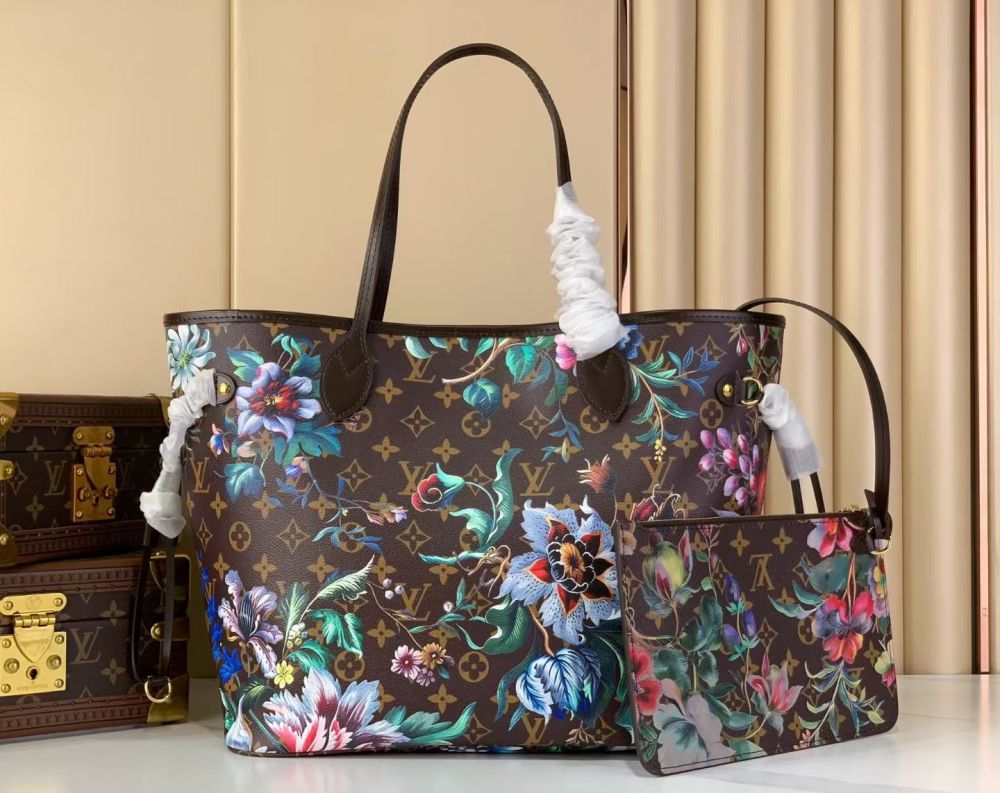 Neverfull MM Medium Tote Bag