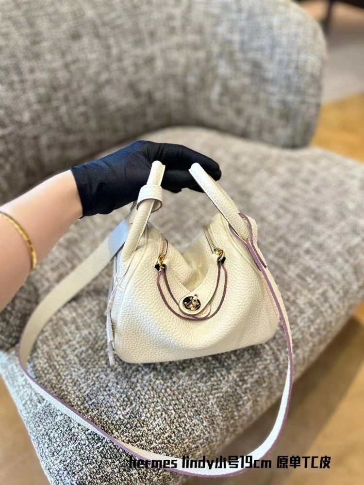 Original TC cowhide Tmall Lindy19 o Hermes timeless' black gold bag ', I really can't refuse Hermes' black gold bagThe whole thing is responsible for 360 degree high-end appearanceI don't want to take it off my backThe capacity is also large...