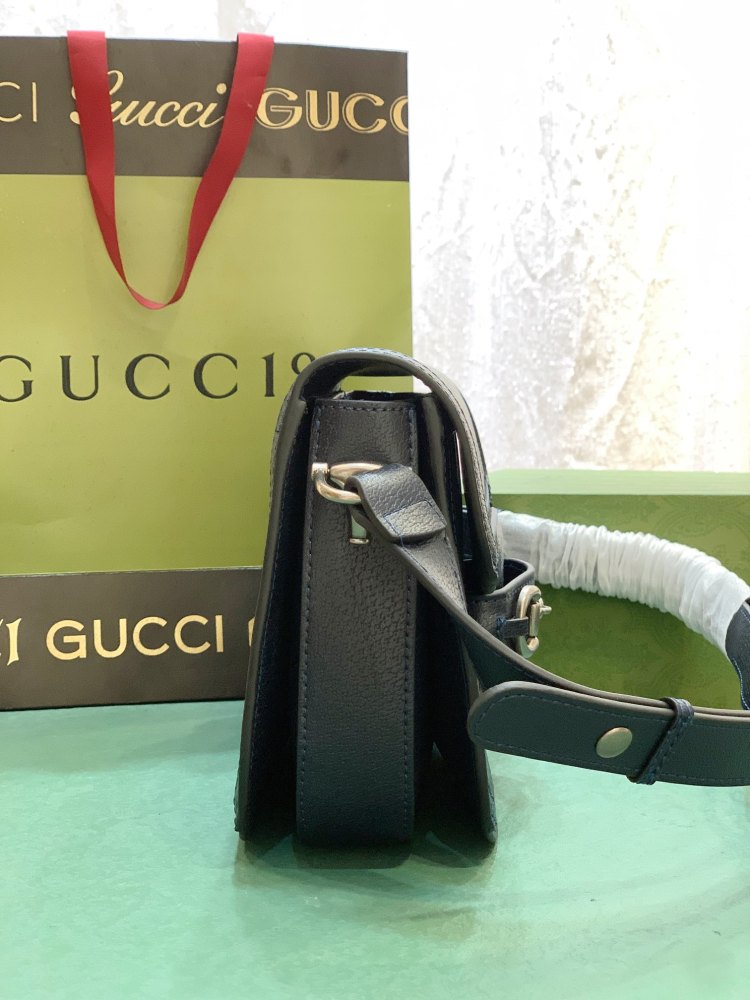 Gucci Horsebit 1955 series medium saddle bag (this classic model is commonly known as "blue glue" or "blue glue with silver hardware")