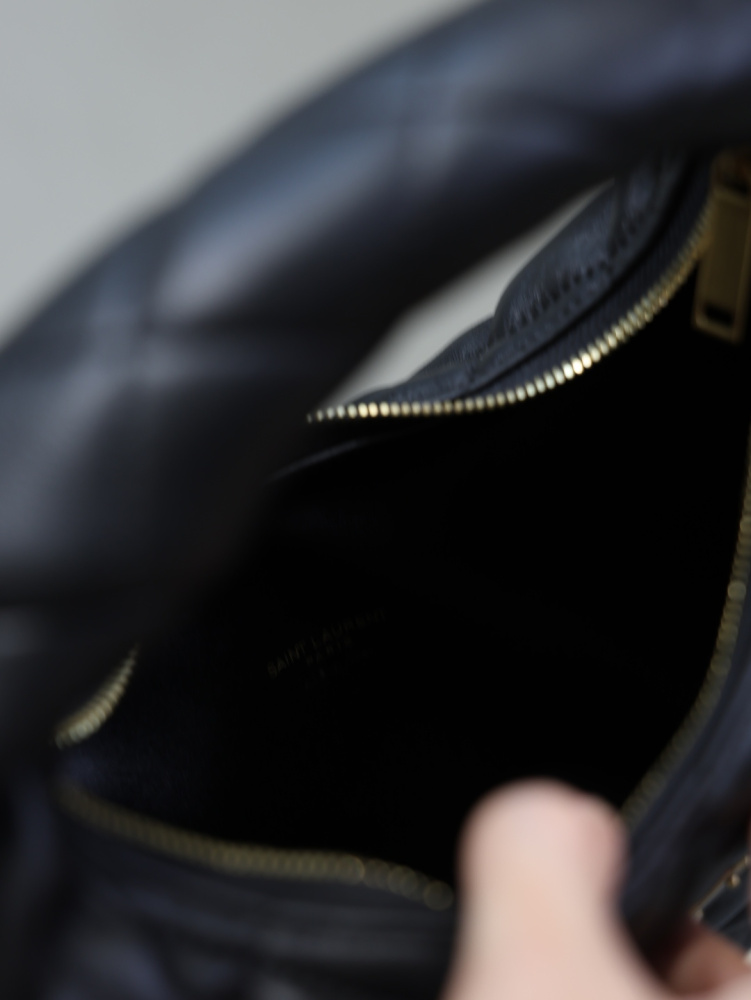 The YSL Saint Laurent small quilted shoulder bag (also known as the Jumbo/Le Ciquani series) is a very popular YSL style in recent years.