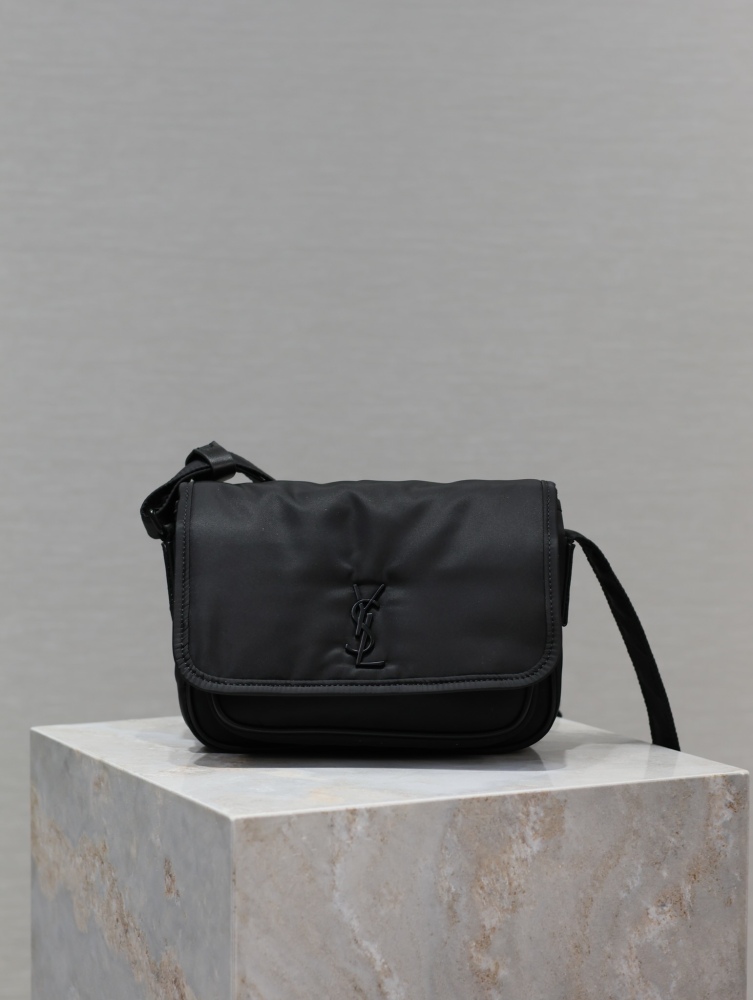 The YSL Saint Laurent Niki small nylon messenger bag is one of the brand's iconic "dark style" favorites.