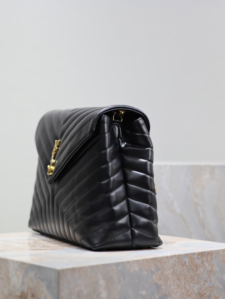 The YSL Saint Laurent LouLou large quilted tote bag, also known as the "envelope tote," is a signature and popular commuter style from the brand.