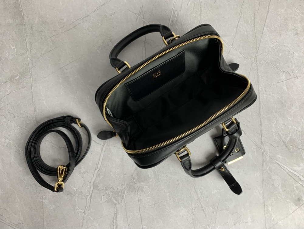 The Miu Miu Matelassé mini bowling bag (black) is a highly popular and trending item from the brand in recent years.