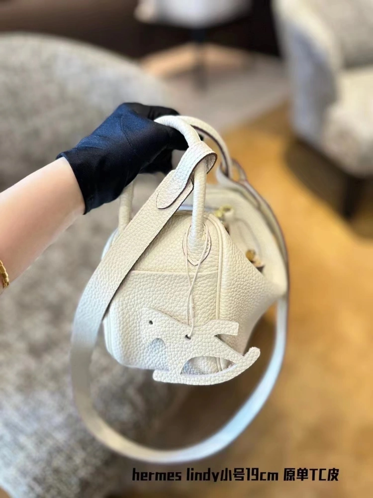 Original TC cowhide Tmall Lindy19 o Hermes timeless' black gold bag ', I really can't refuse Hermes' black gold bagThe whole thing is responsible for 360 degree high-end appearanceI don't want to take it off my backThe capacity is also large...