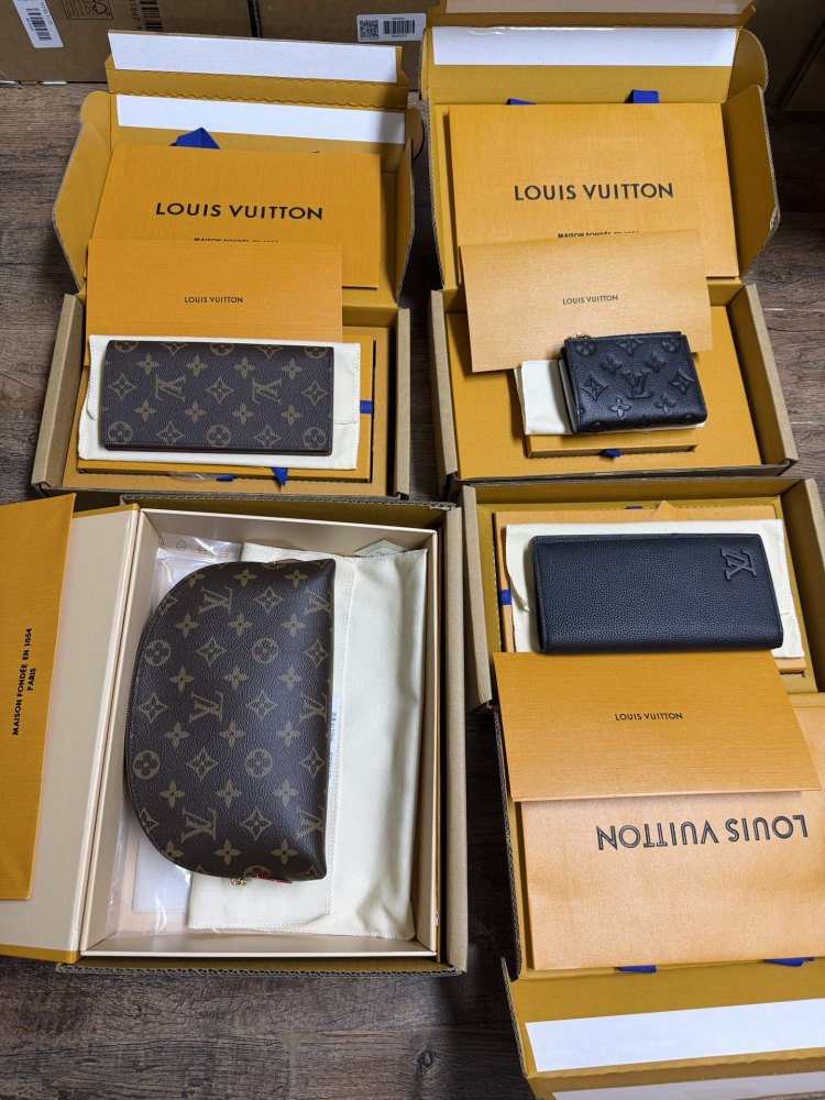 The Louis Vuitton LV Aerogram long bi-fold wallet is crafted from grained cowhide leather, a material specifically developed by the brand for men.
