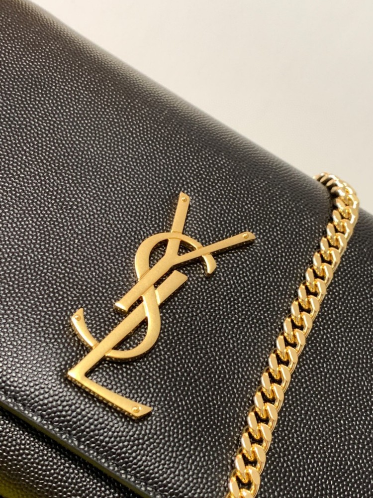 This is the YSL Kate chain bag, crafted in black caviar leather with a gold-tone metal logo and chain strap, no tassel, suitable for shoulder or crossbody wear.