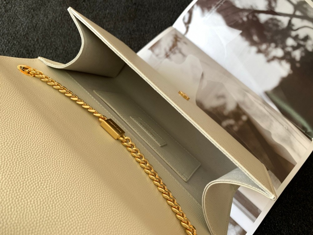 This is the YSL Kate chain bag, made of white caviar leather with gold-tone logo and chain, suitable for shoulder or crossbody wear.