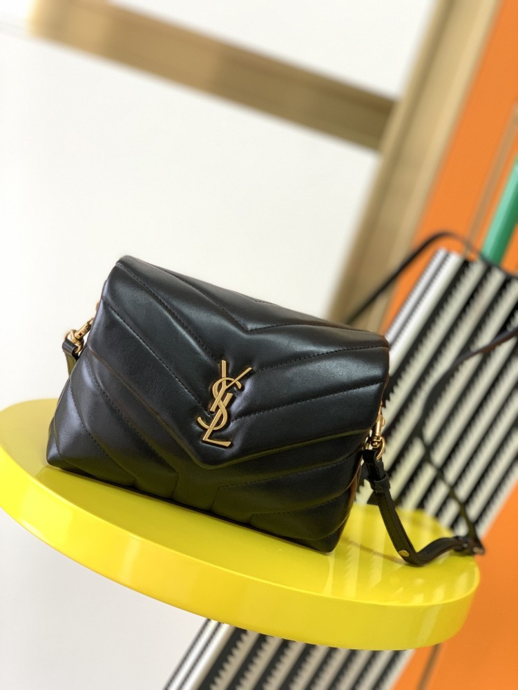 This is the classic YSL (Yves Saint Laurent) Loulou shoulder bag, made of black pebbled leather with gold-tone metal logo and chain.