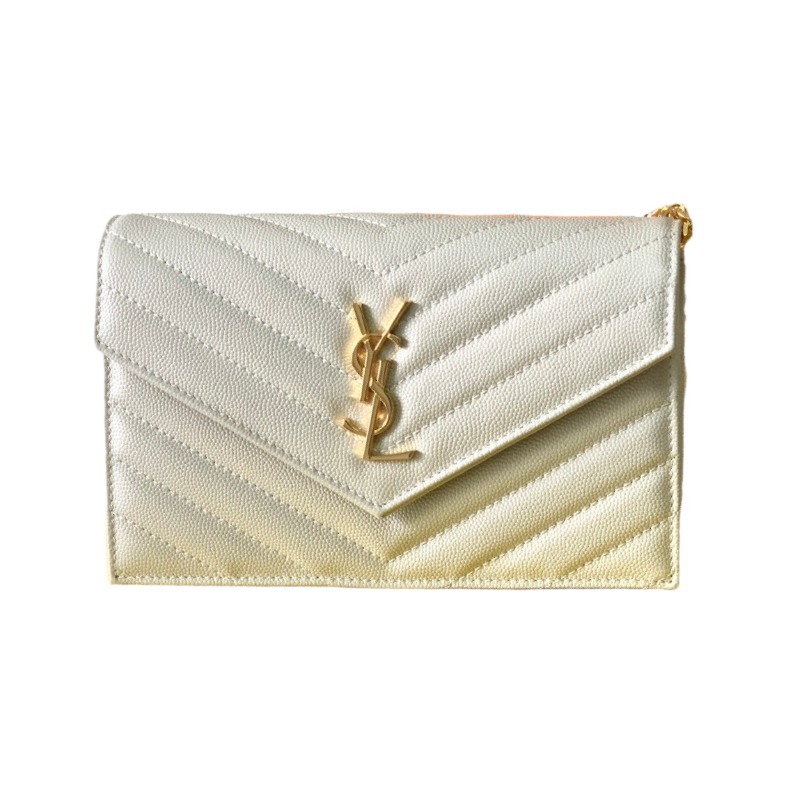 This is the YSL Cassandre chain wallet, crafted from white grained leather with quilted detailing and a gold-tone metal YSL logo on the front. It can be worn as a shoulder or crossbody bag, combining practicality with brand recognition.