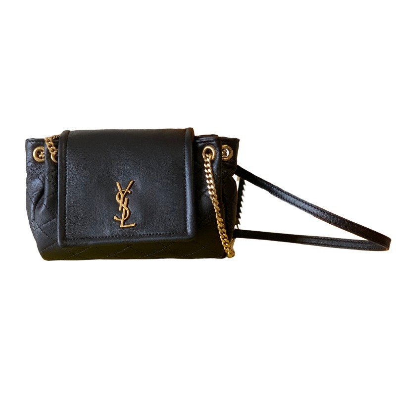 This is a quilted chain bag from YSL (Yves Saint Laurent), crafted from soft black leather with a gold-tone metal YSL logo and chain strap. It features a sleek and sophisticated design, suitable for shoulder or crossbody wear.