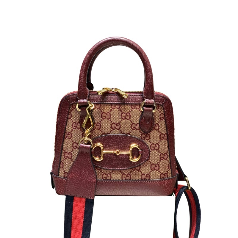 The Gucci Horsebit 1955 mini shell bag is a popular style in the 1955 collection that combines retro charm with modern style.