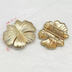 Lead Free Gold Flower Metal Buckle | Factory Wholesale Hardware,huiyuantrimming,Lead Free Gold Flower Metal Buckle