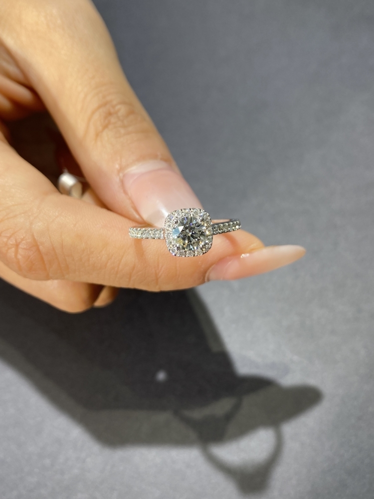 Round Diamond in Square Setting