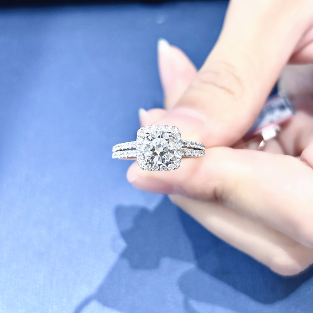 Round Diamond in Square Setting