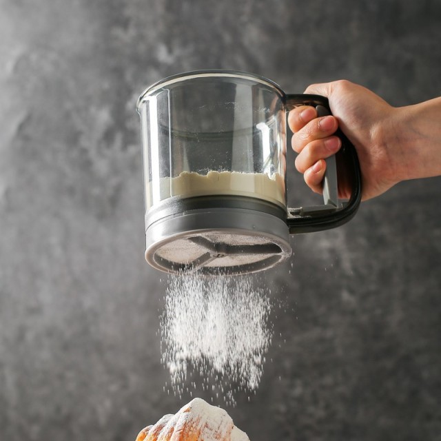 Semi-automatic flour sifter - handheld flour sieve with powder-dispensing mesh sieve,HangYu Housewares ,Semi-automatic flour sifter - handheld flour sieve with powder-dispensing mesh sieve