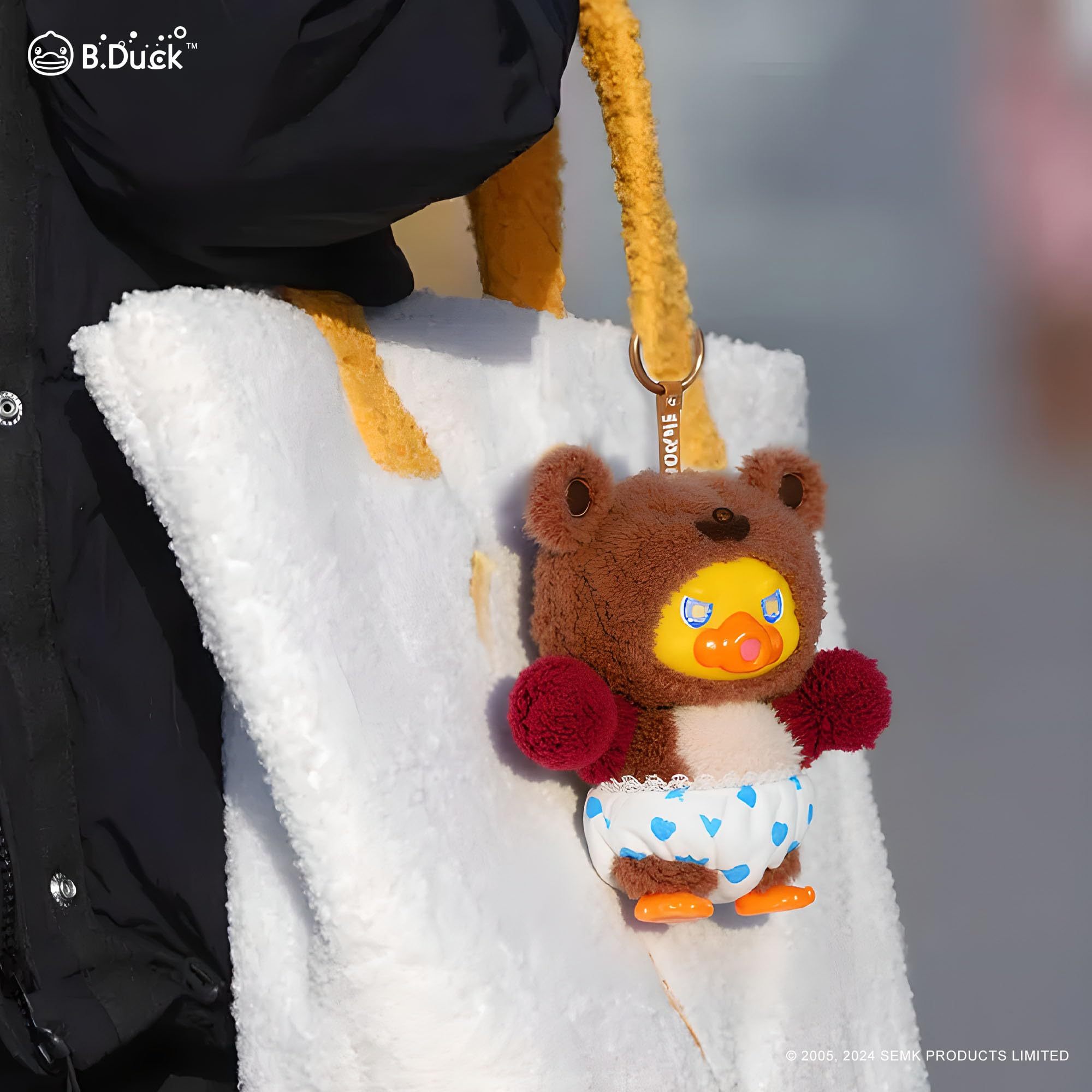 B.Duck Hugging Bear Series