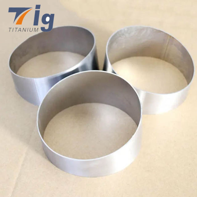 1.75" 1.875" 2" 2.25" 3" 3.5" 4" Brushed finish 1.5D Bend 1.0mm Pie Cuts 5 pieces 45* bend Titanium