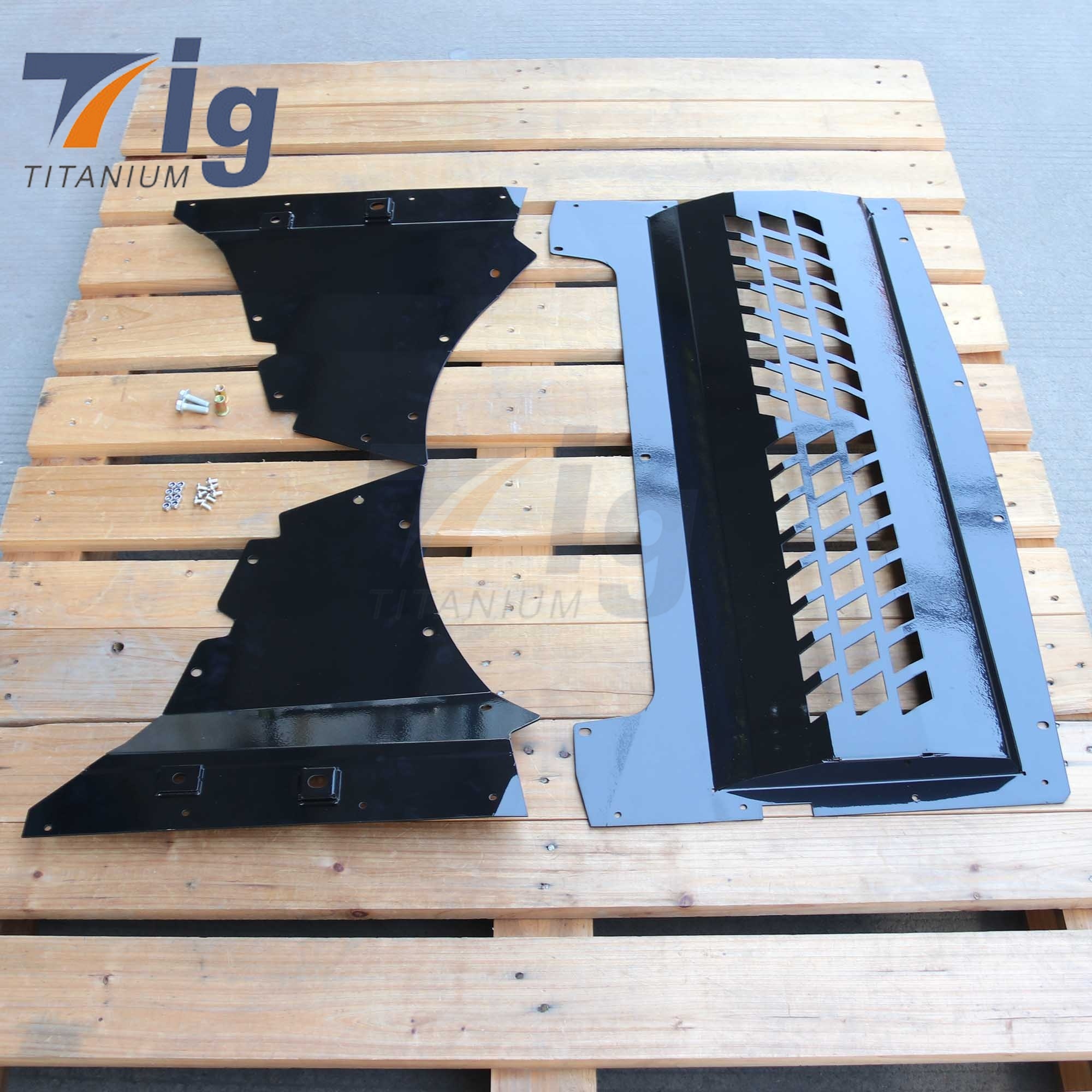 BMW M2C F87 Car Fenders Forged From Magnesium Aluminum Alloy Oil Cooler Skid Plate and Lower Engine Guard Plate