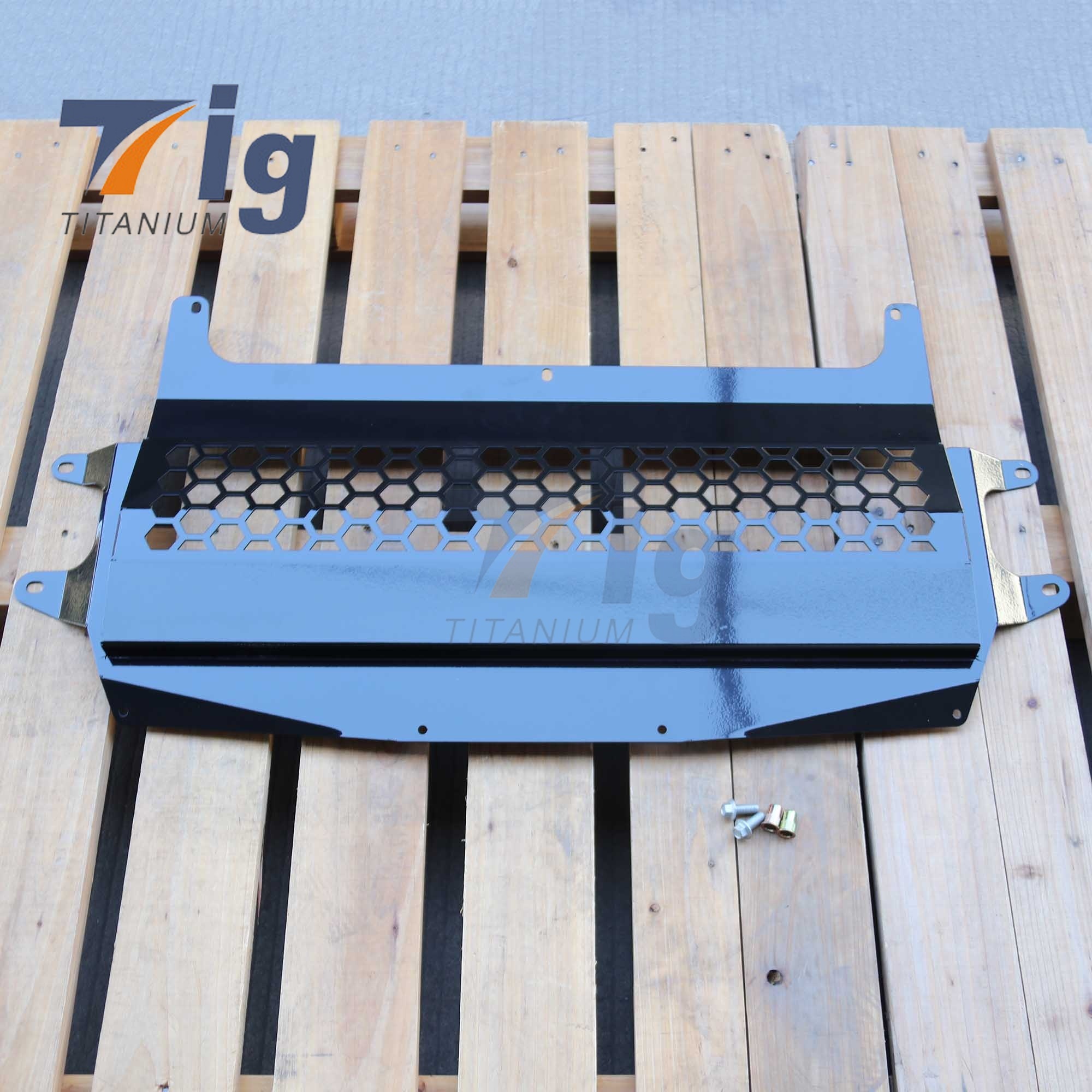 BMW F80 M3 F82 F83 M4 Magnesium Aluminum Alloy Oil Cooler Skid Plate Car Engine Lower Guard Plate