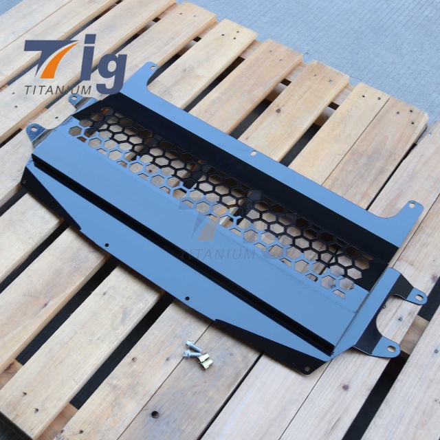 BMW F80 M3 F82 F83 M4 Magnesium Aluminum Alloy Oil Cooler Skid Plate Car Engine Lower Guard Plate