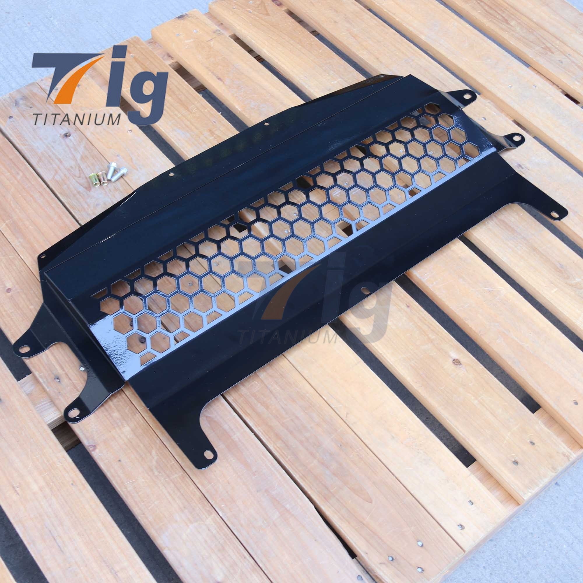 BMW F80 M3 F82 F83 M4 Magnesium Aluminum Alloy Oil Cooler Skid Plate Car Engine Lower Guard Plate