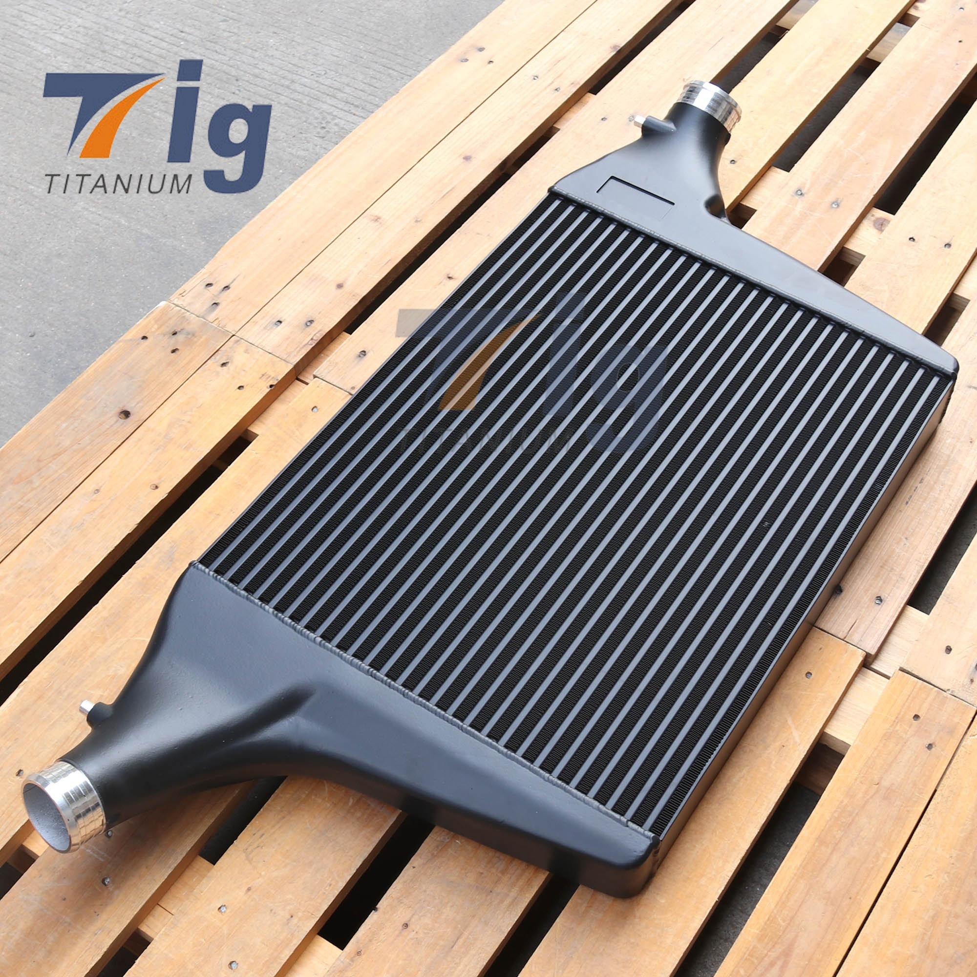 Competition Intercooler Upgrade Kit for Audi A4 B9 / A5 F5 2.0TFSI / 3.0TDI (2015+)