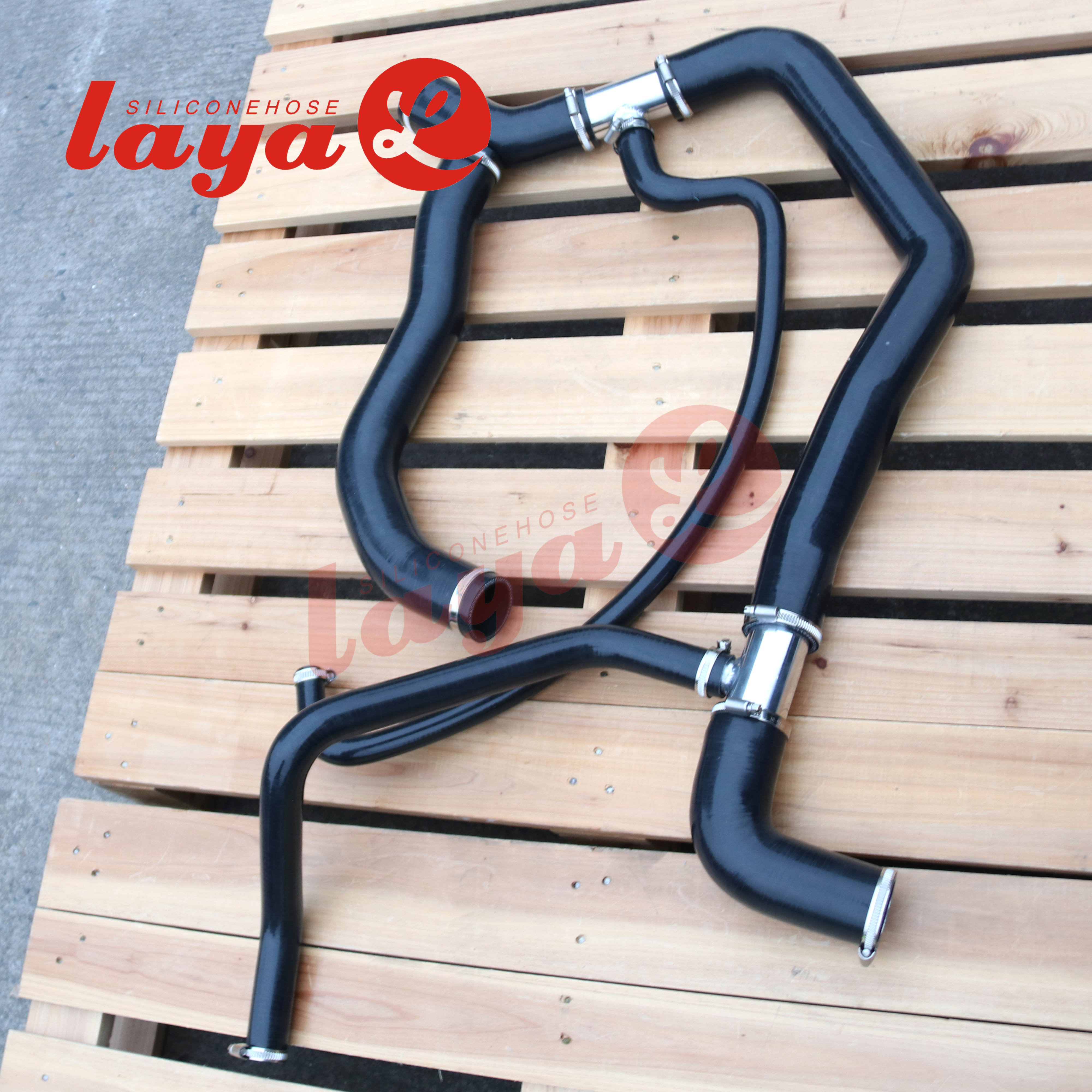 2001-2005 GM 6.6L DURAMAX PERFORMANCE SILICONE UPPER AND LOWER COOLANT HOSE KIT
