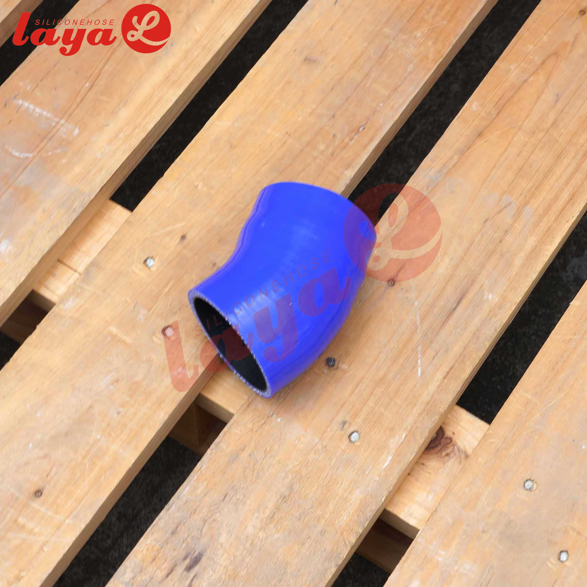 Ford 6.0L Silicone Turbo to Intercooler Adaptor Elbow Hose Boot 6C3Z6C640C 03-05