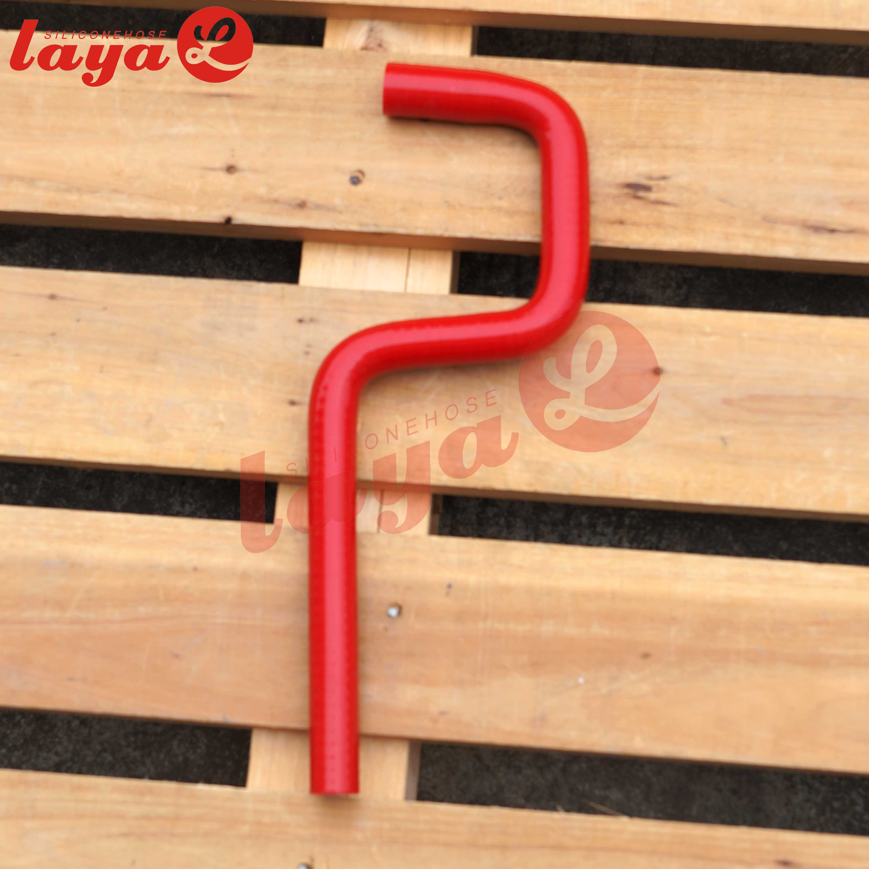 PERFORMANCE SILICONE EGR TO CAB COOLANT HOSE 2007.5-2010 GM 6.6L DURAMAX