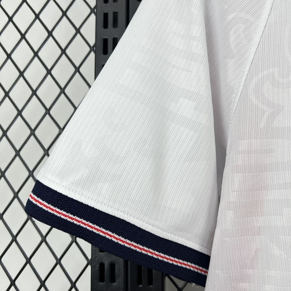 2026 England Home Football jersey