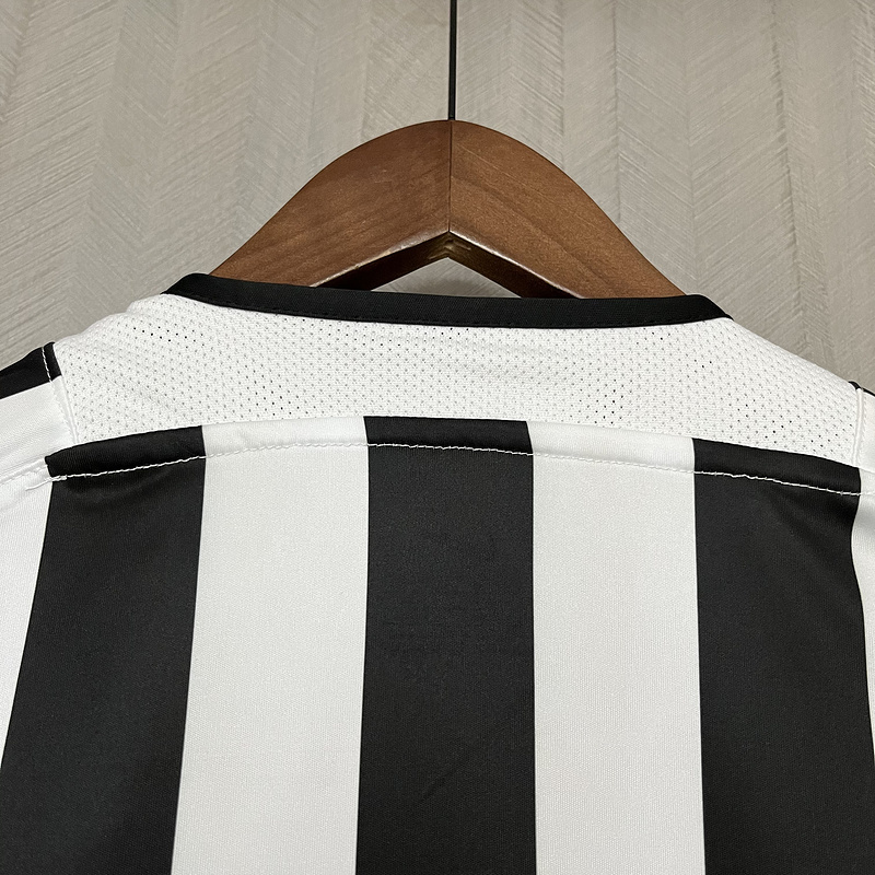 Retro 2003-04 Juventus Home Football jersey retro