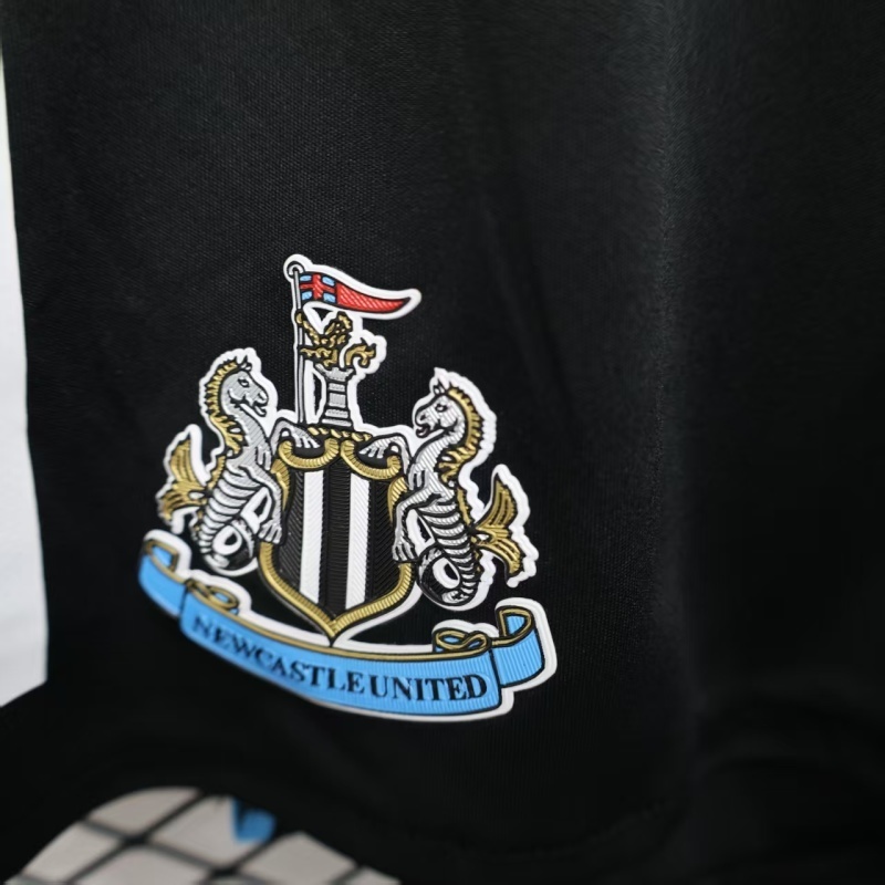Player 2025-26 Shorts Newcastle United