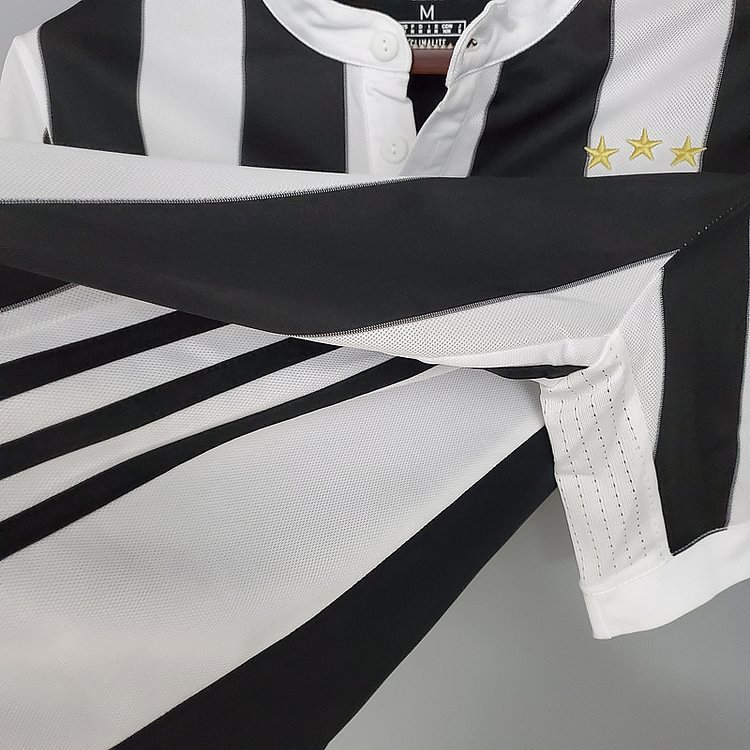 Retro Juventus 2017-18 home Higuian Khedira Bonucci Dybala Football jersey retro