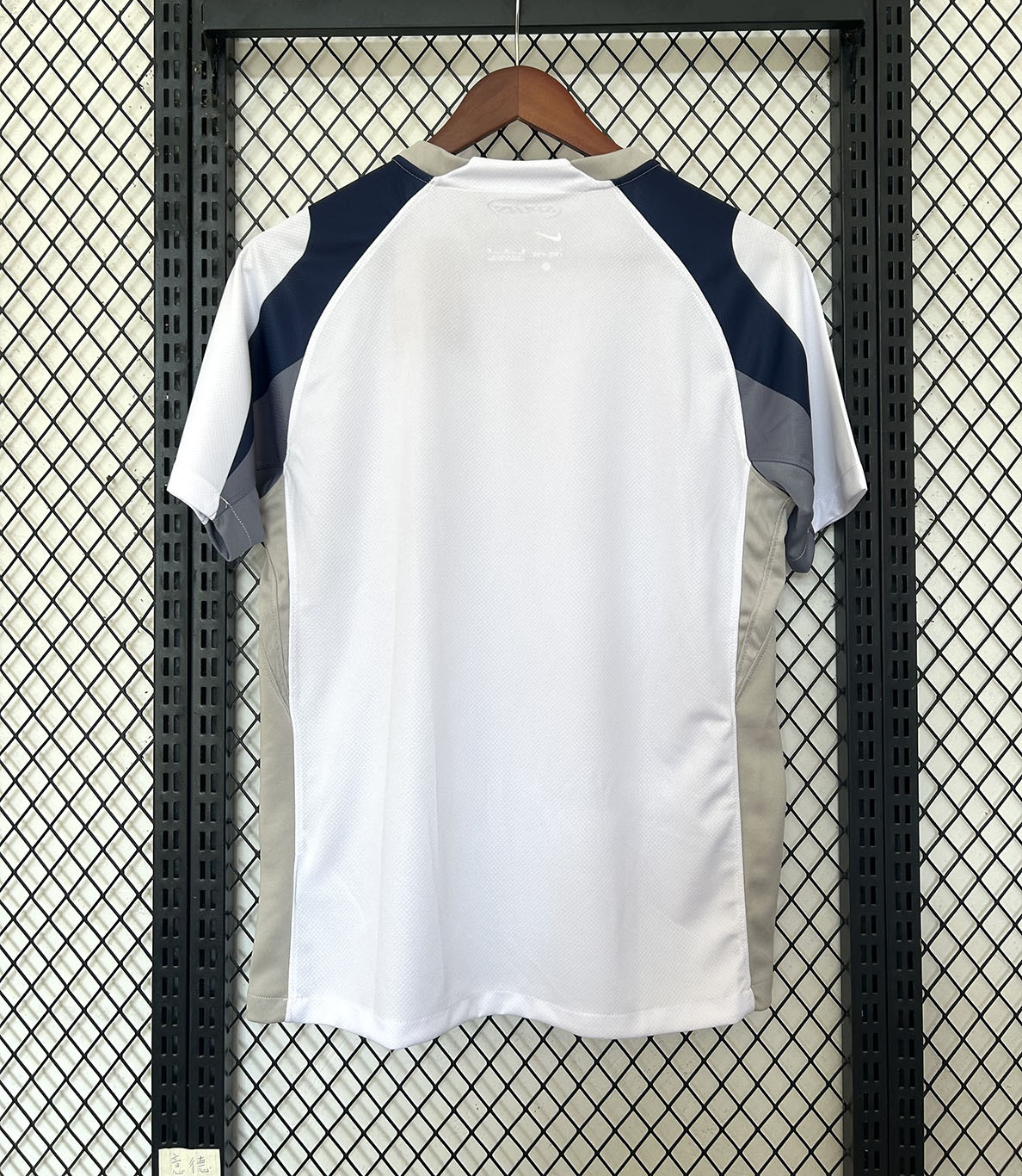 Fan Edition 2025-26 Tottenham Home Football jersey