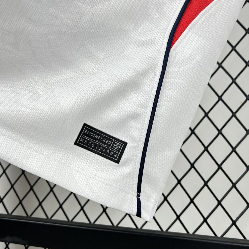 2026 England Home Football jersey