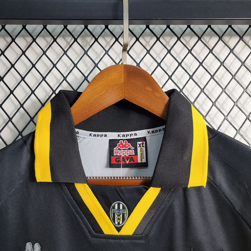 Retro 1995-97 Juventus Home Del Piero Lombardo Vialli Conte Di Livio ZIDANE Football jersey retro