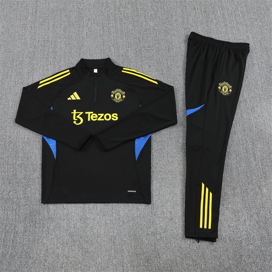 2025-26 Manchester United Black Long Sleeve Training Suit