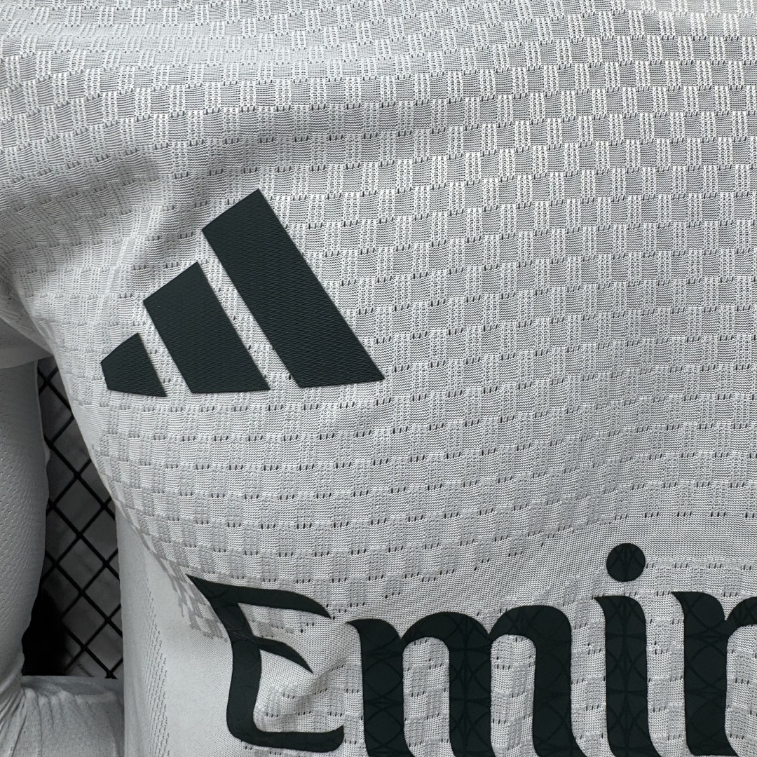 player 2026-27 Real Madrid Home Long sleeve football jersey