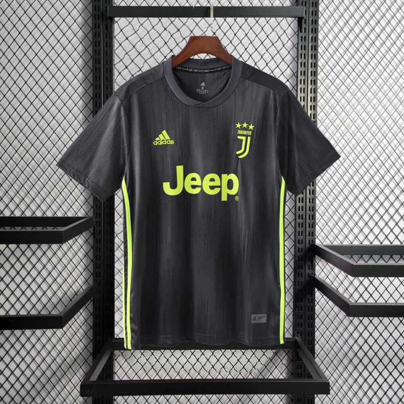 Retro 2018-19 Juventus Away football jersey retro