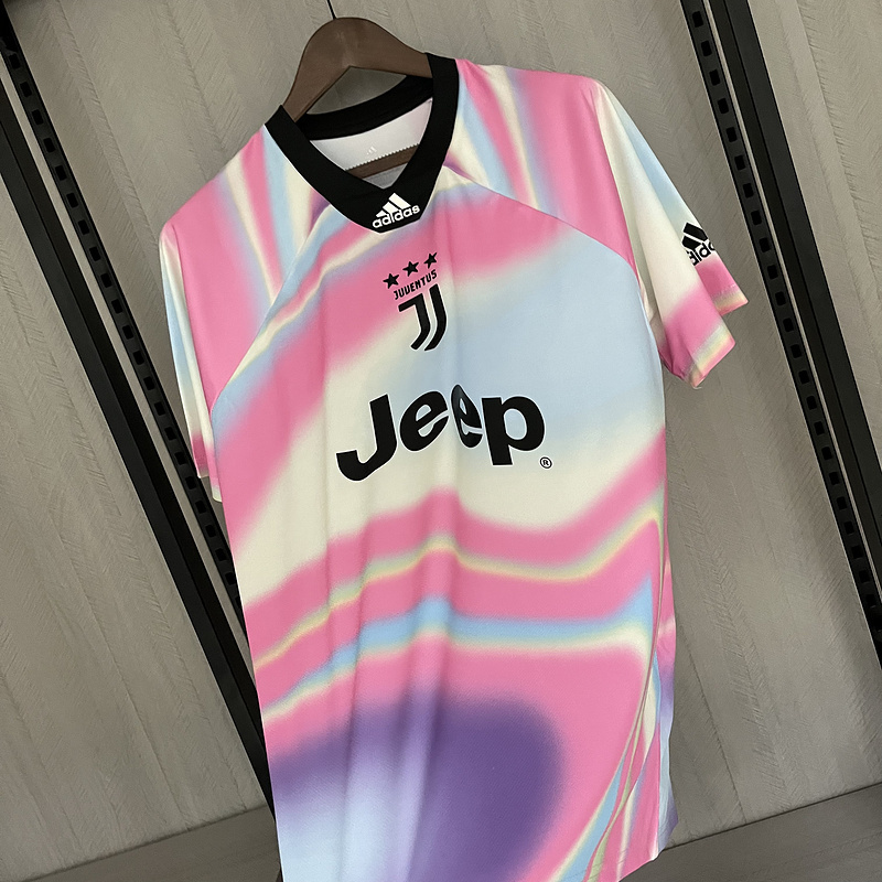 Retro 2019-20 Juventus Pink Ronaldo Bonucci Danilo DYBALA Football jersey retro