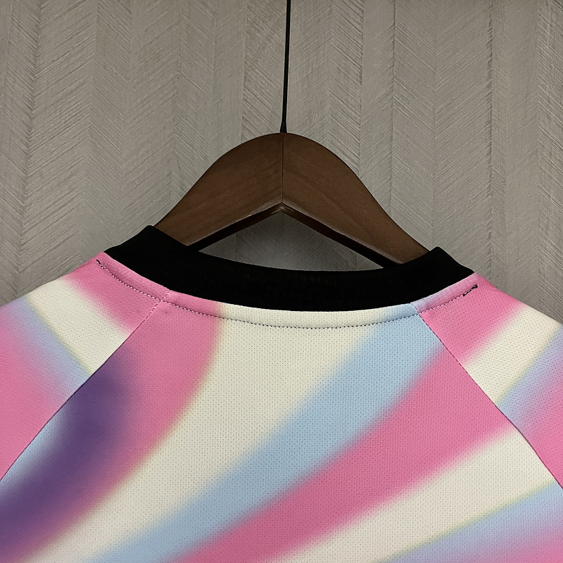 Retro 2019-20 Juventus Pink Ronaldo Bonucci Danilo DYBALA Football jersey retro